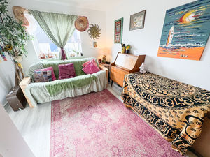 Photo 8- click for photo gallery